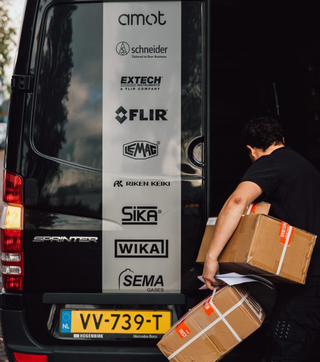 GMS_Instruments_Delivery_Van_Being_Packed”decoding=